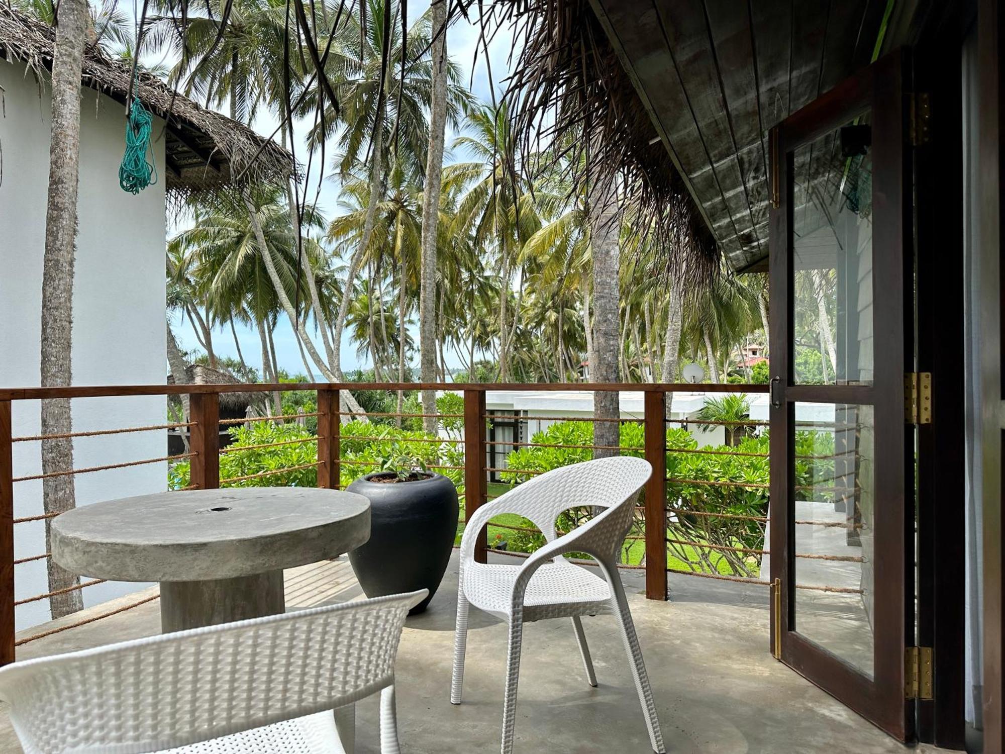South Coast Villas By Mandala Тангалла Экстерьер фото